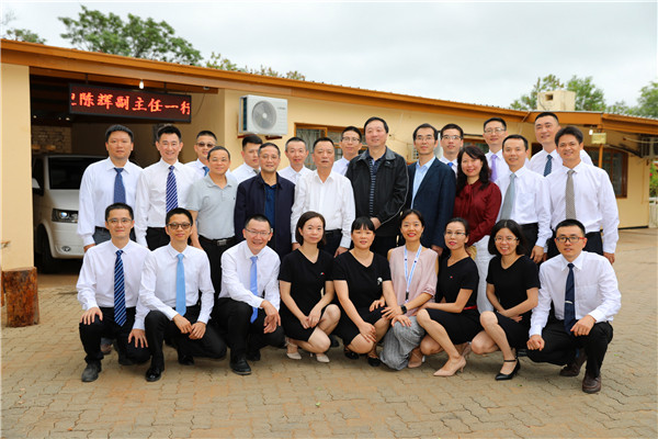 福建省卫生健康委代表团赴博茨瓦纳慰问医疗队员 推进卫生合作