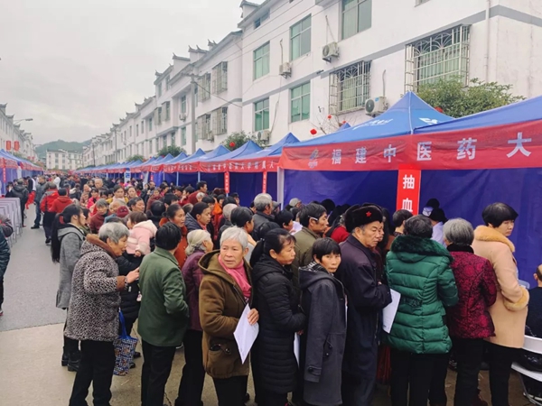 “三下乡”活动省卫生健康服务送到“宁”家