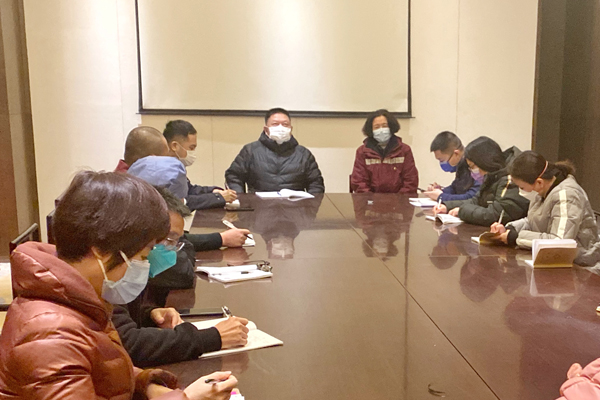 孙春兰勉励福建医疗队继续弘扬大爱无疆的职业精神 为夺取胜利不懈努力