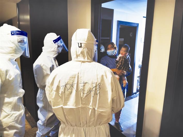 白衣执甲 英雄本色