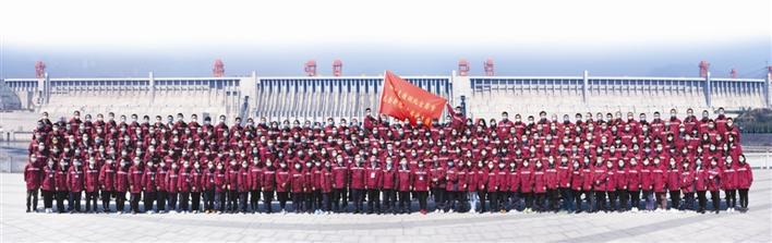 白衣执甲 英雄本色