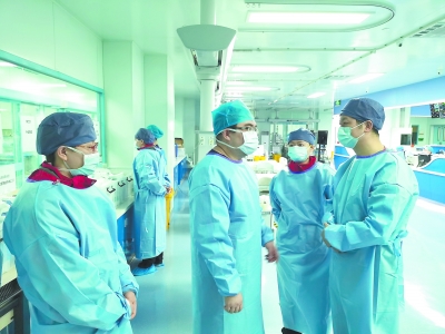 坚守武汉,“红蓝军团”易地决战