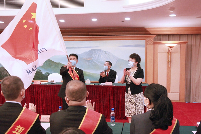 中国(福建)第16批援博茨瓦纳医疗队启程出征